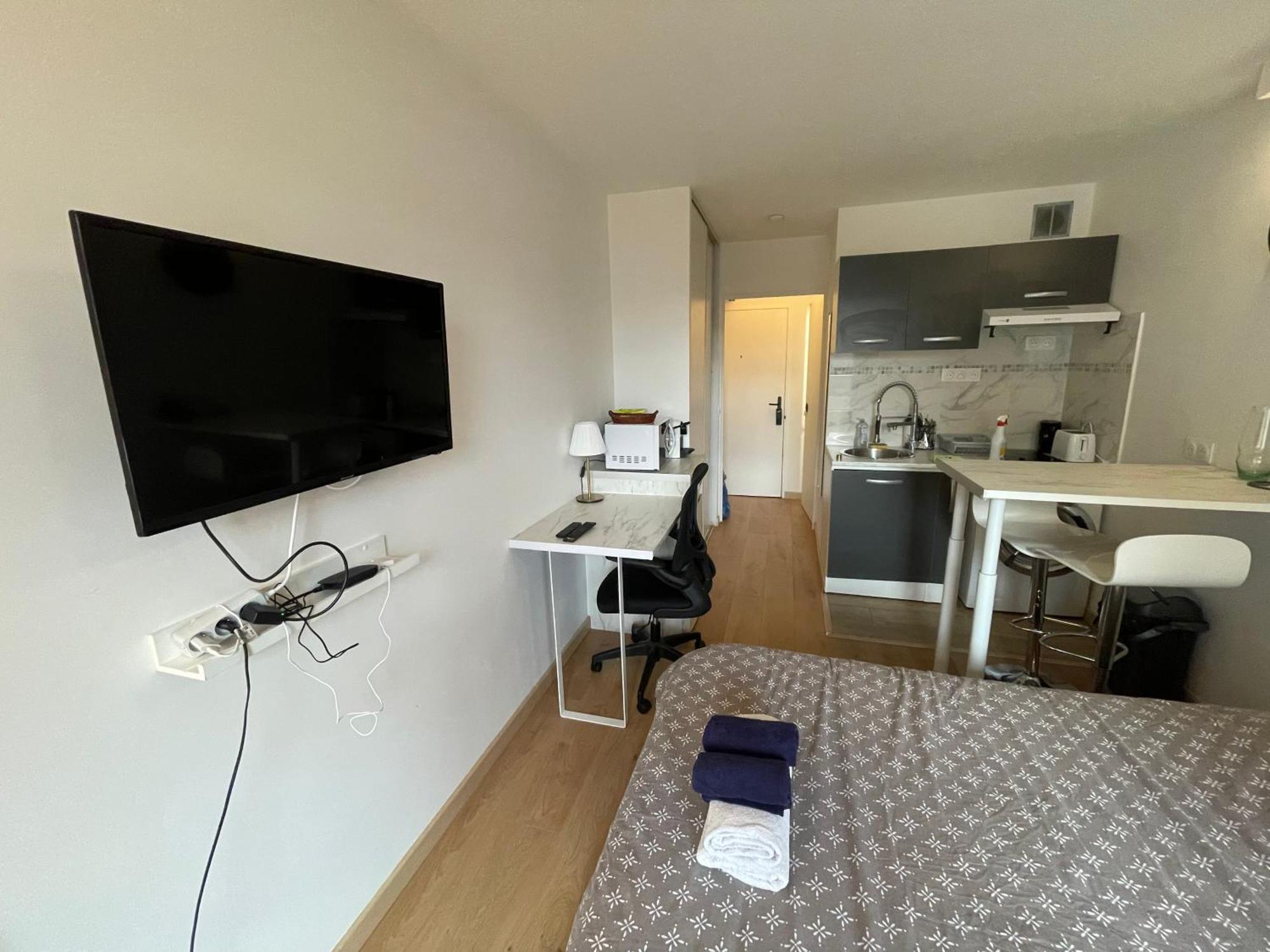 Exclusive Private Apartment By Warilco - Pleyel 25 M2 - A 1 Minute De La Station Metro Carrefour Pleyel Saint-Denis  Exteriér fotografie